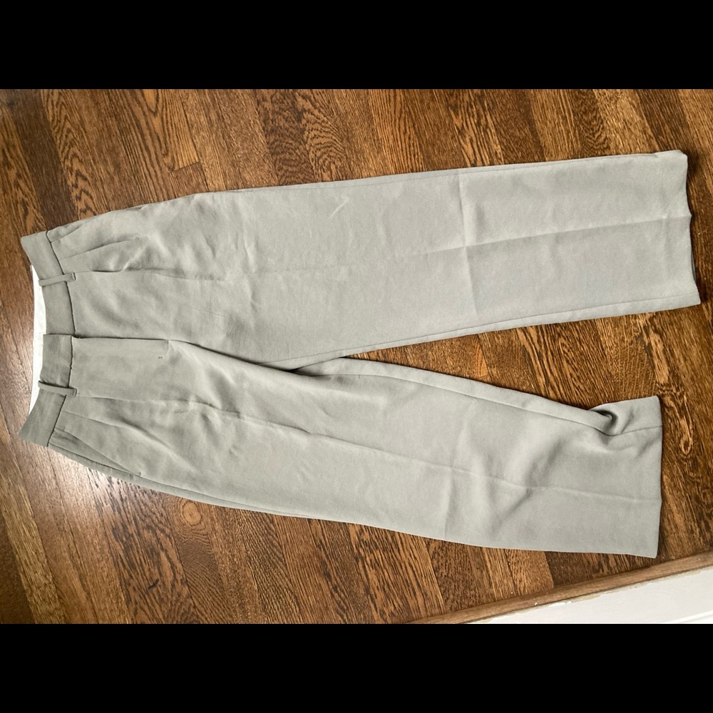 Aritizia Wilfred Effortless Pant size 6 petite